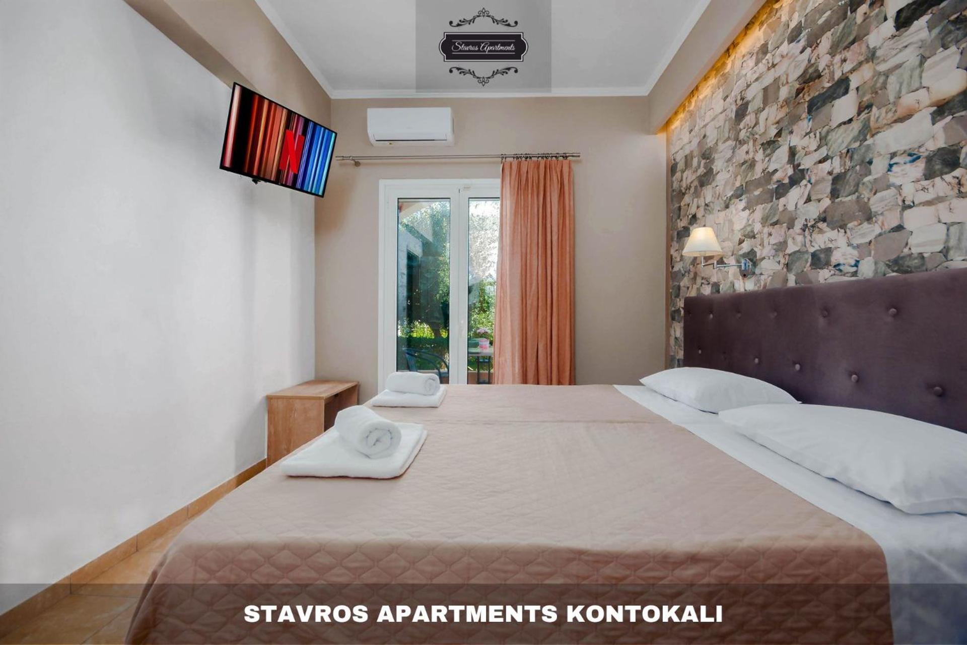 Stavros Apartments Kontokali Next To Gouvia Marina Exteriör bild