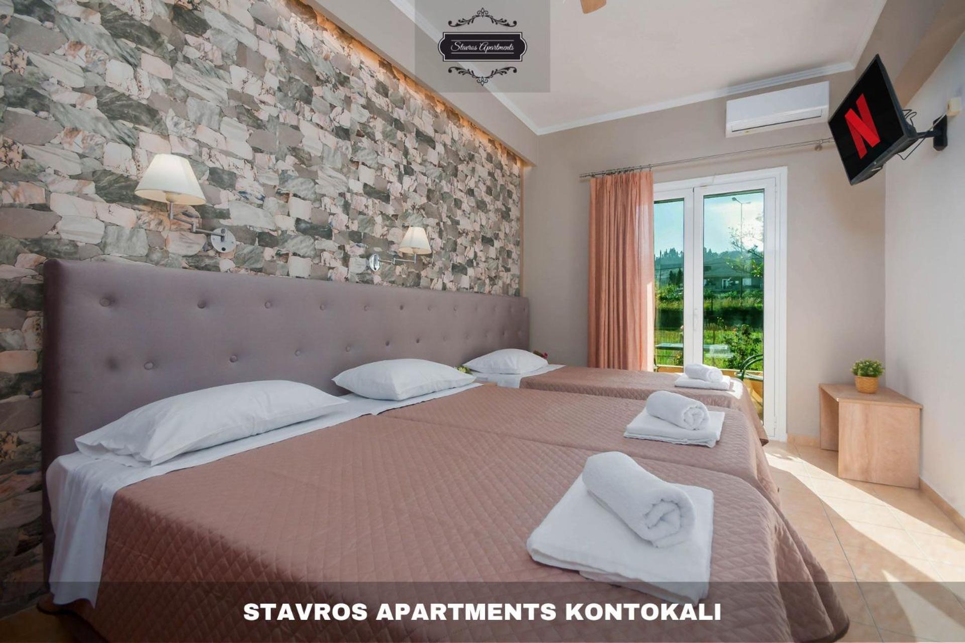 Stavros Apartments Kontokali Next To Gouvia Marina Exteriör bild